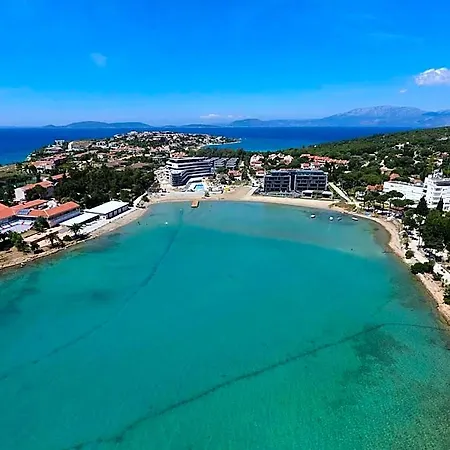 Szálloda Family Friend Poolbbq 3b1 Alacati 3*